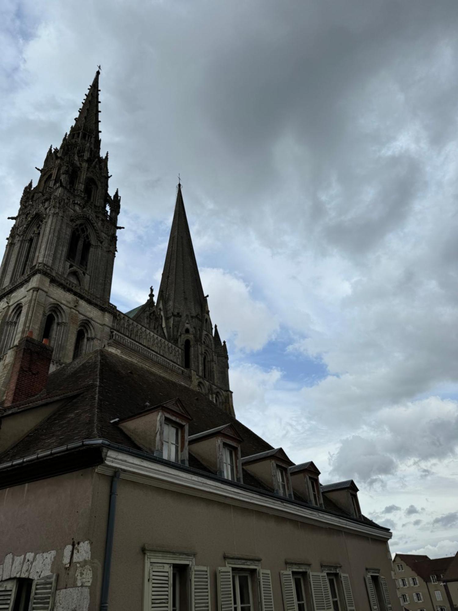Le Cheval Gris - Parvis Cathedrale - Hyper Centre Leilighet Chartres Eksteriør bilde